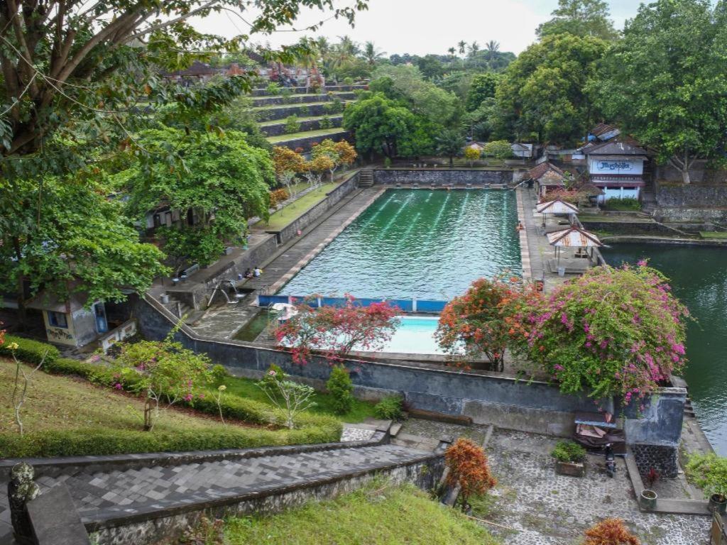 Villa Bale Seni Mataram Exteriér fotografie