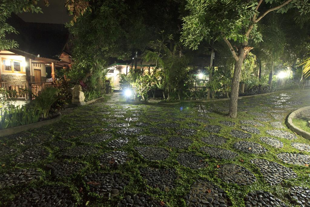 Villa Bale Seni Mataram Exteriér fotografie