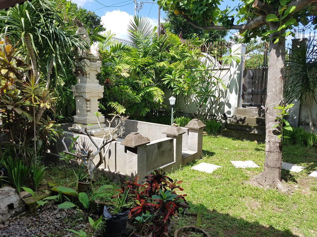Villa Bale Seni Mataram Exteriér fotografie